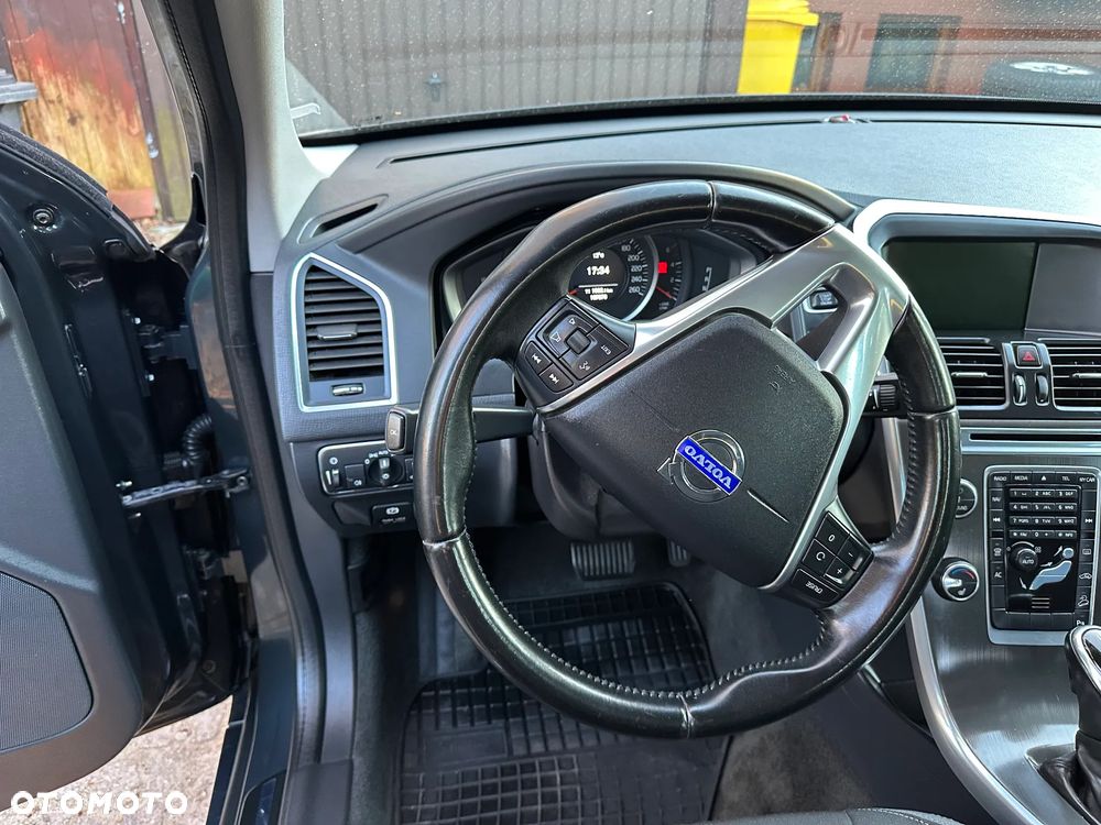 Volvo XC 60 2.4D AWD - 5
