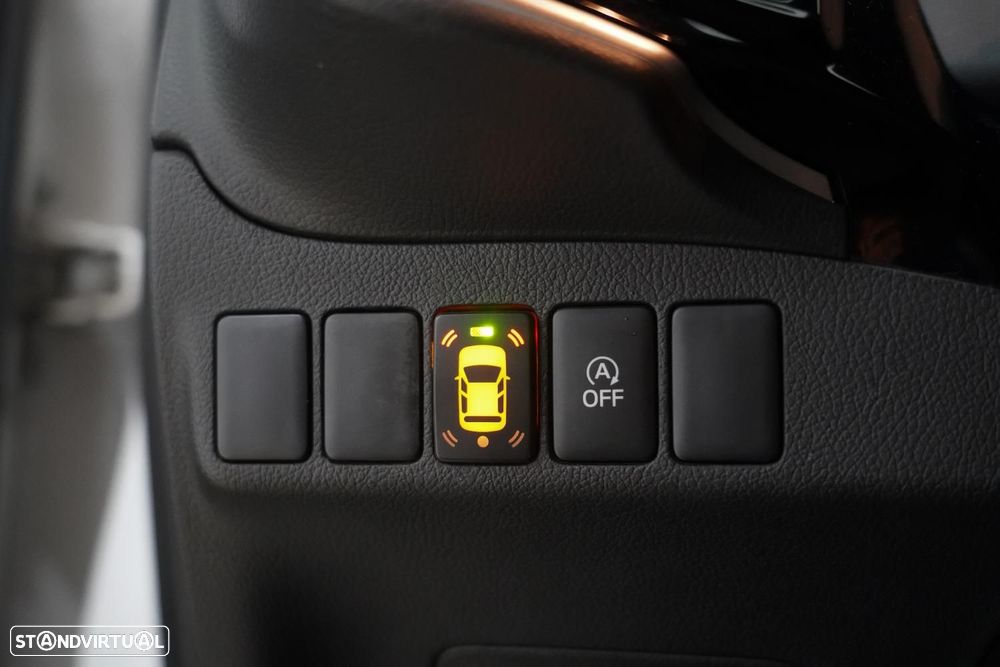 Mitsubishi Outlander 2.2 DI-D Intense - 17