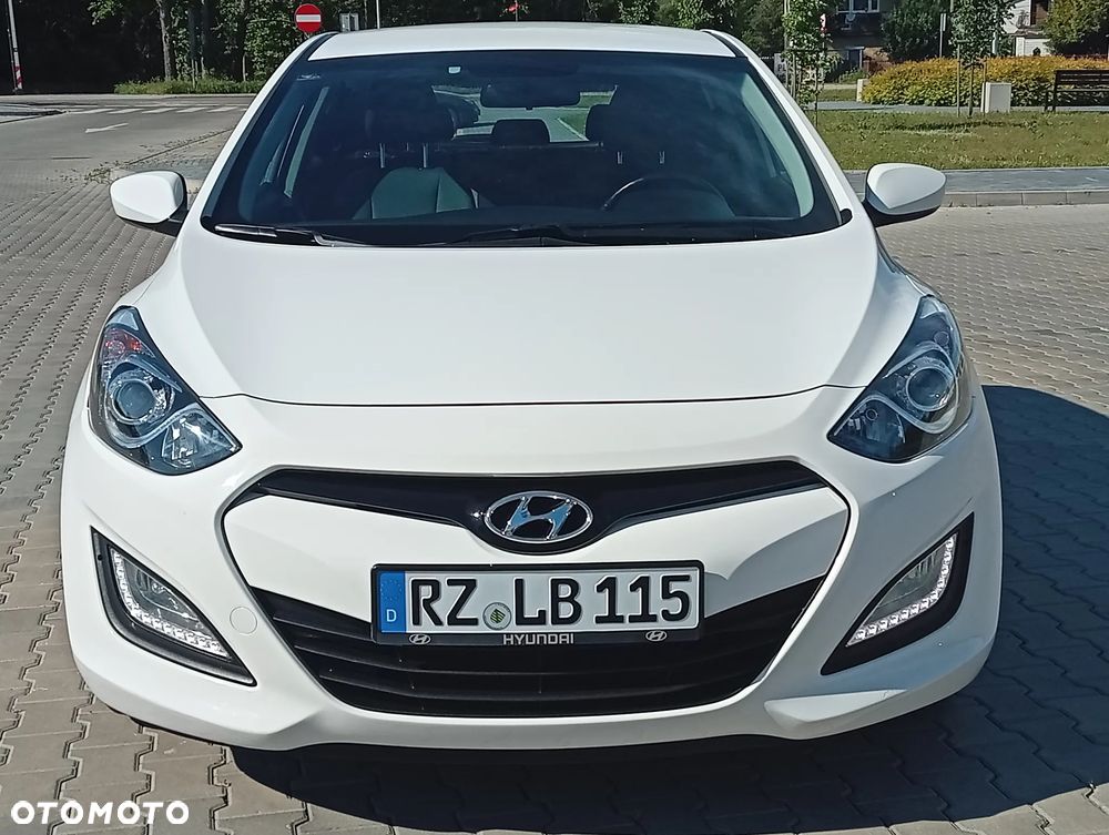 Hyundai i30 1.4 Blue Comfort - 11