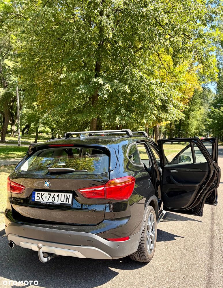 BMW X1 sDrive18d xLine - 11