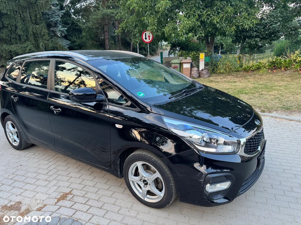 Kia Carens 1.6 GDI Attract - 2