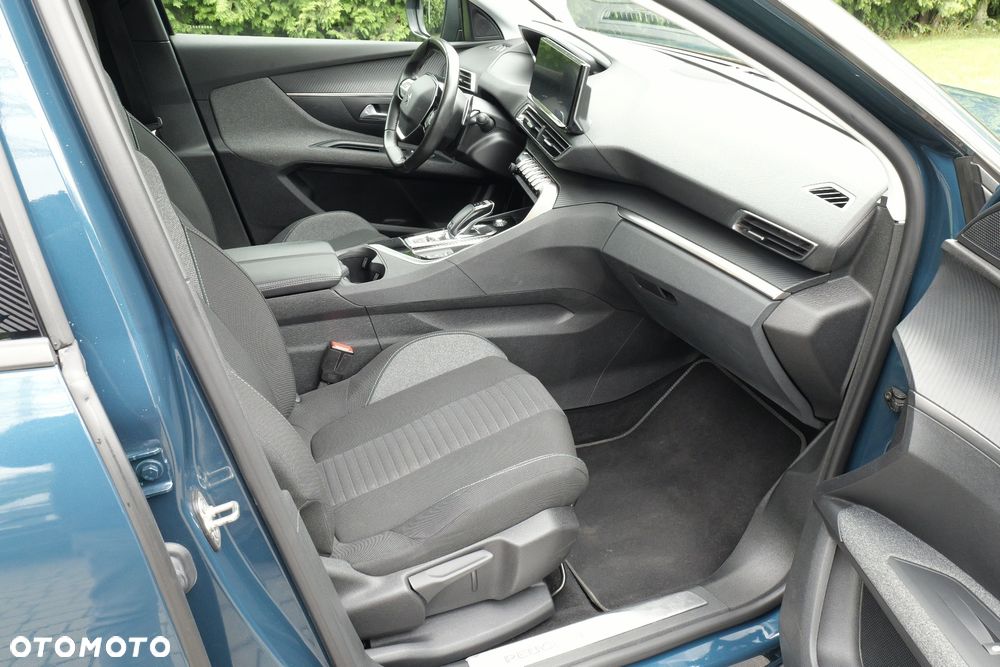 Peugeot 5008 1.5 BlueHDi Allure Pack S&S EAT8 - 17
