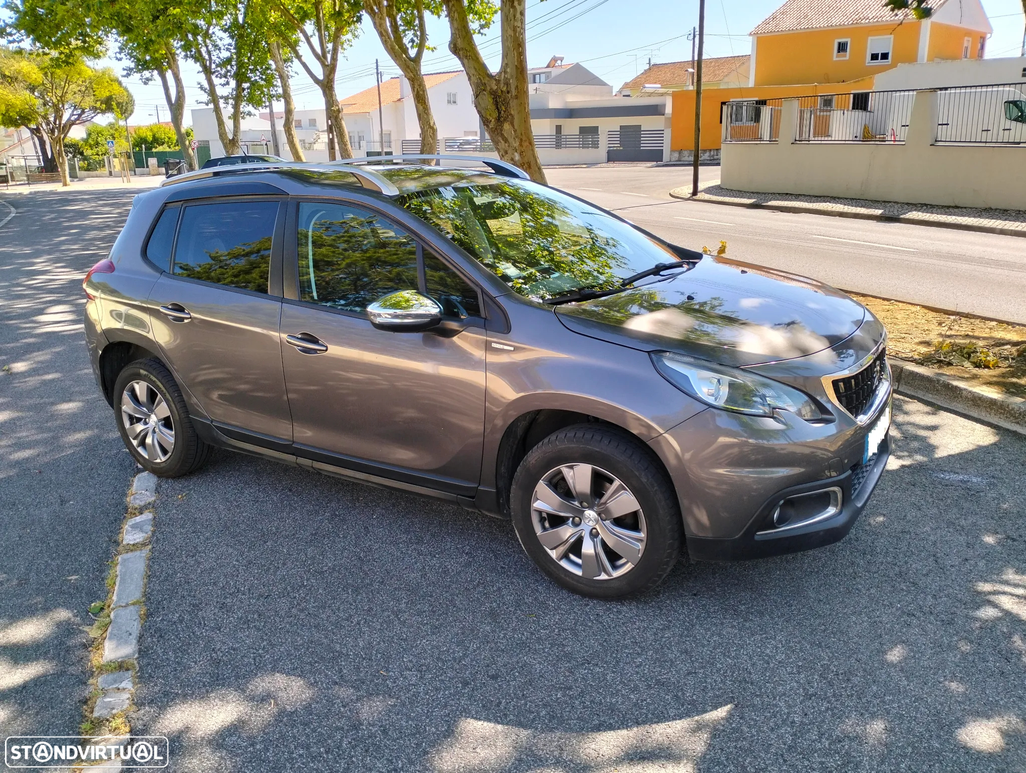 Peugeot 2008 1.2 PureTech Style - 3