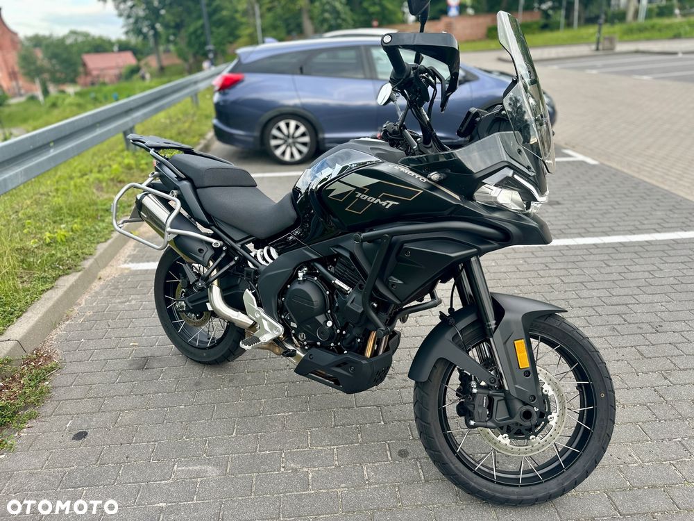 CFMoto 700MT - 1
