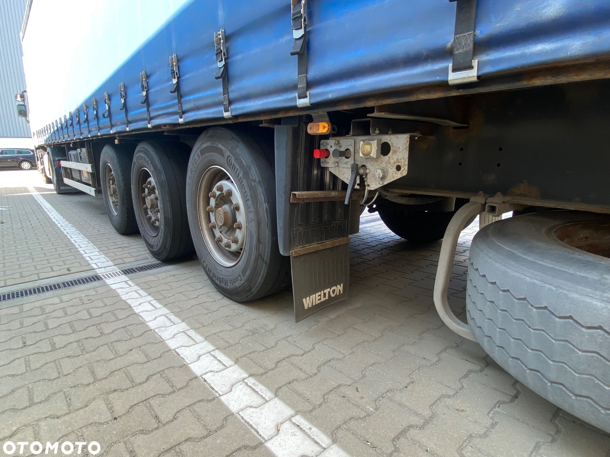 Fruehauf - 4