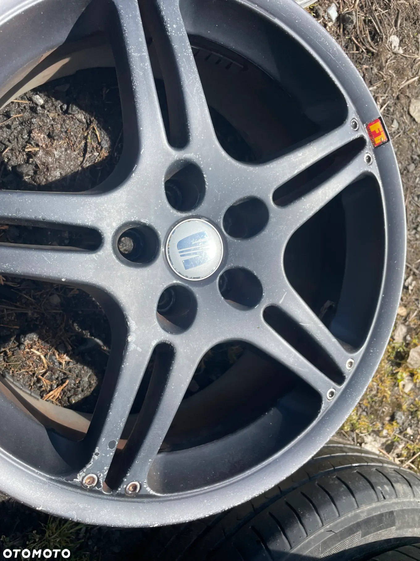 FELGI ALUMINIOWE CZARNE SEAT LEON I TOLEDO II 5X100 17' ET35 - 9