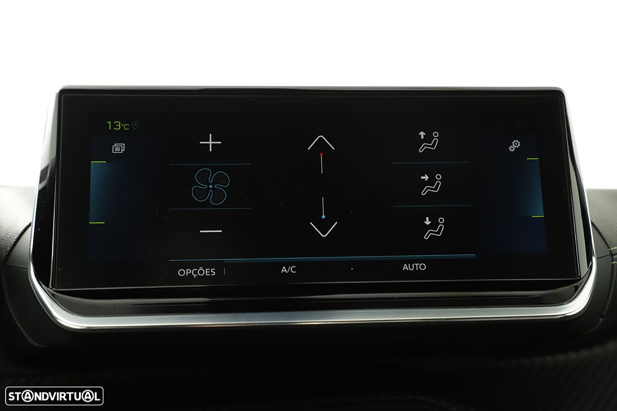 Peugeot e-2008 - 9