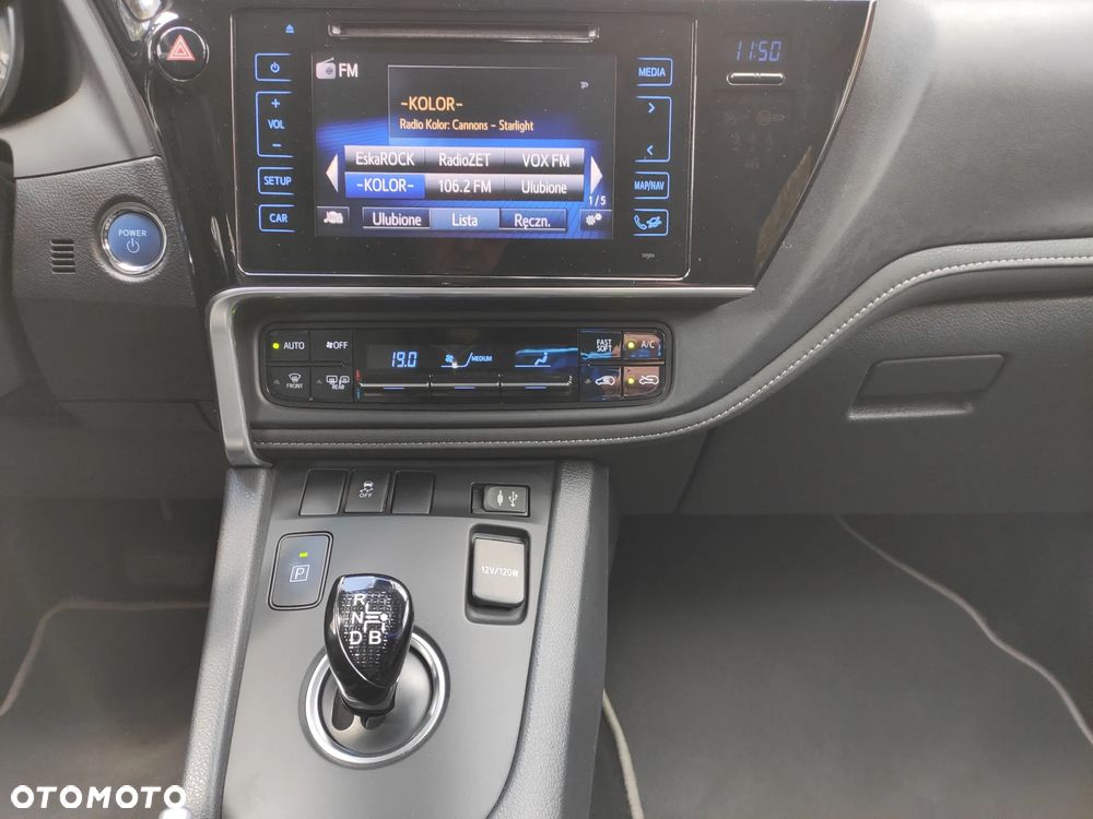 Toyota Auris 1.8 HSD Luna - 11