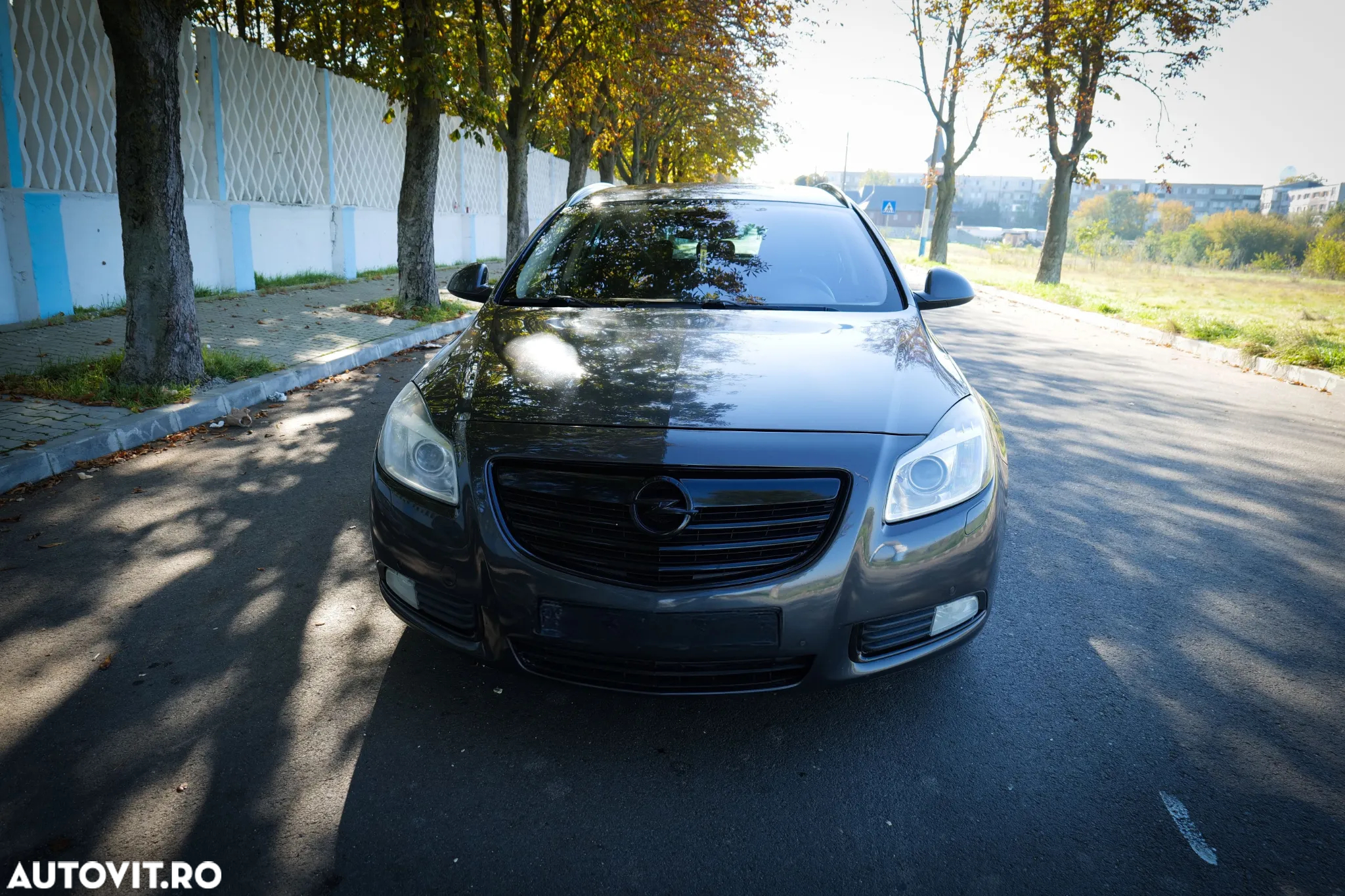 Opel Insignia 2.0 CDTI Sports Tourer - 2