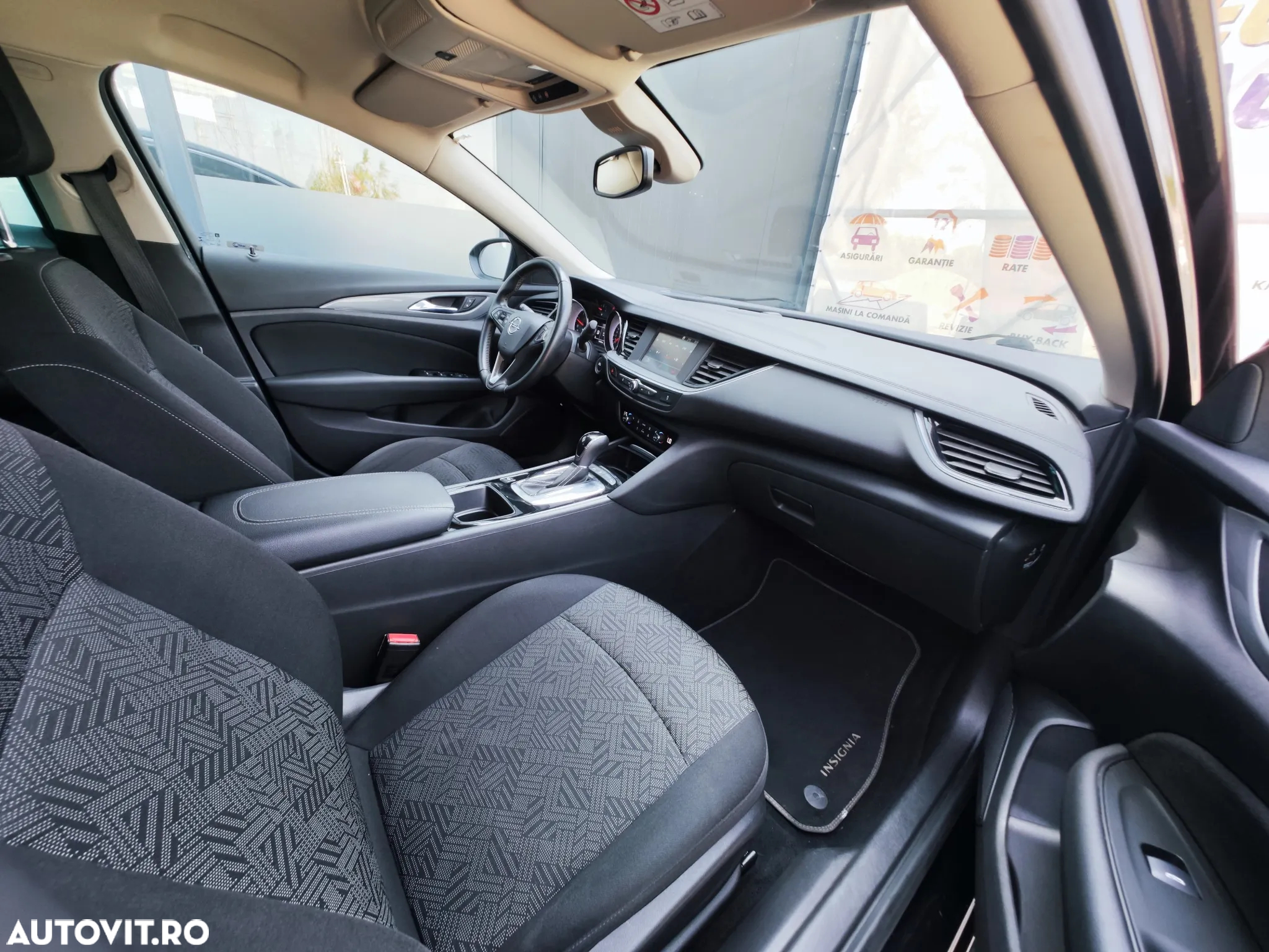 Opel Insignia - 14