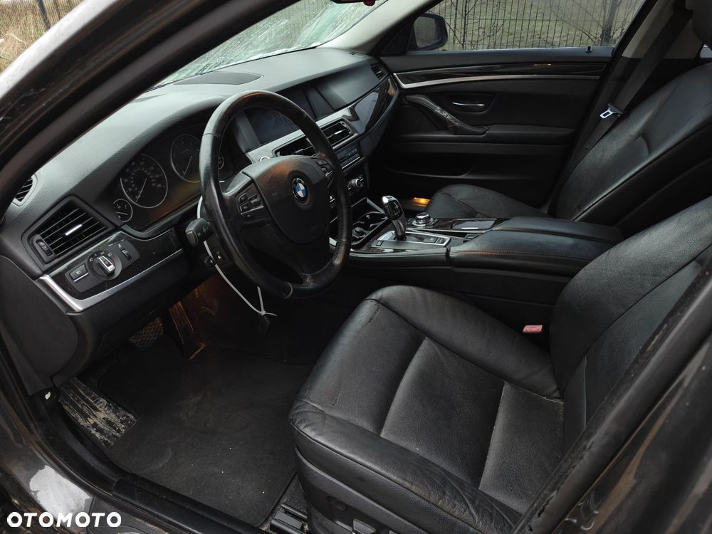 BMW Seria 5 535i Luxury Line - 4