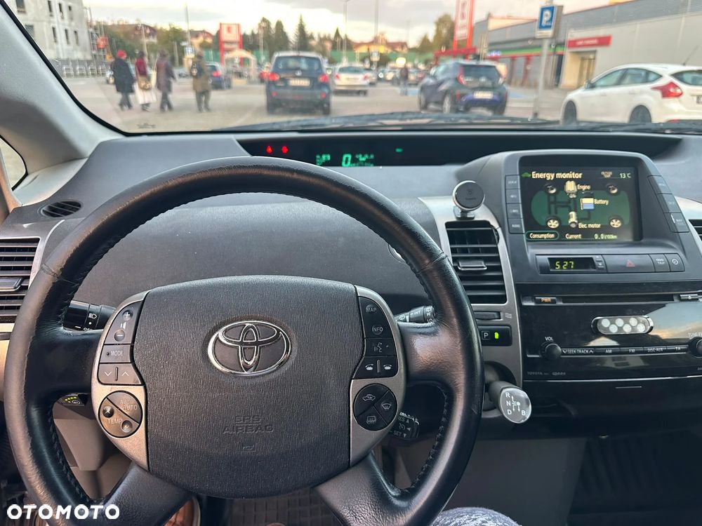 Toyota Prius - 18