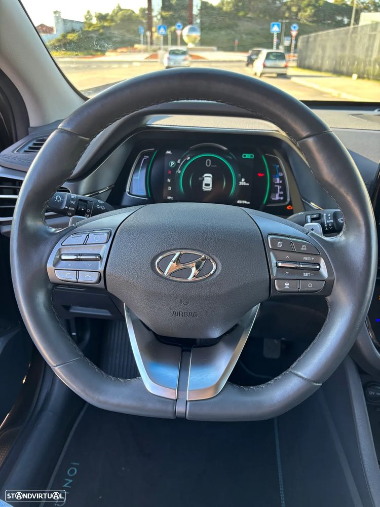 Hyundai Ioniq 1.6 GDI HEV Hybrid Tech - 21