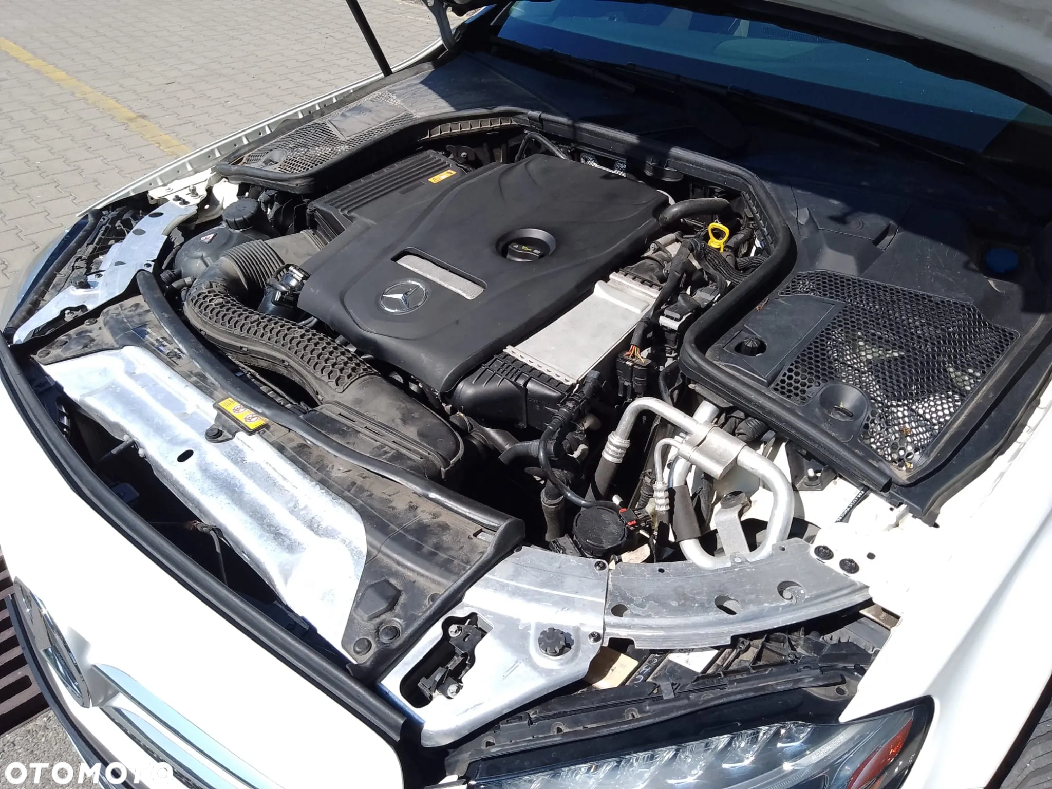 Mercedes-Benz Klasa C 300 9G-TRONIC AMG Line - 28