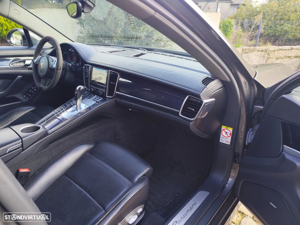 Porsche Panamera Platinum Edition - 7