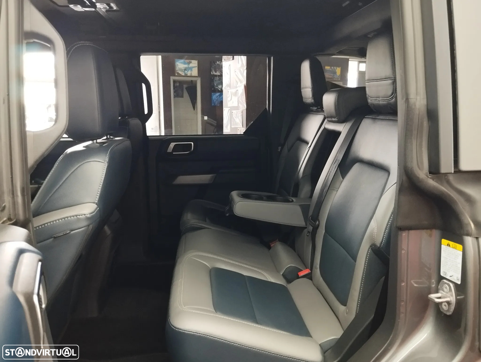 Ford Bronco 2.7 EcoBoost Outer Banks - 24