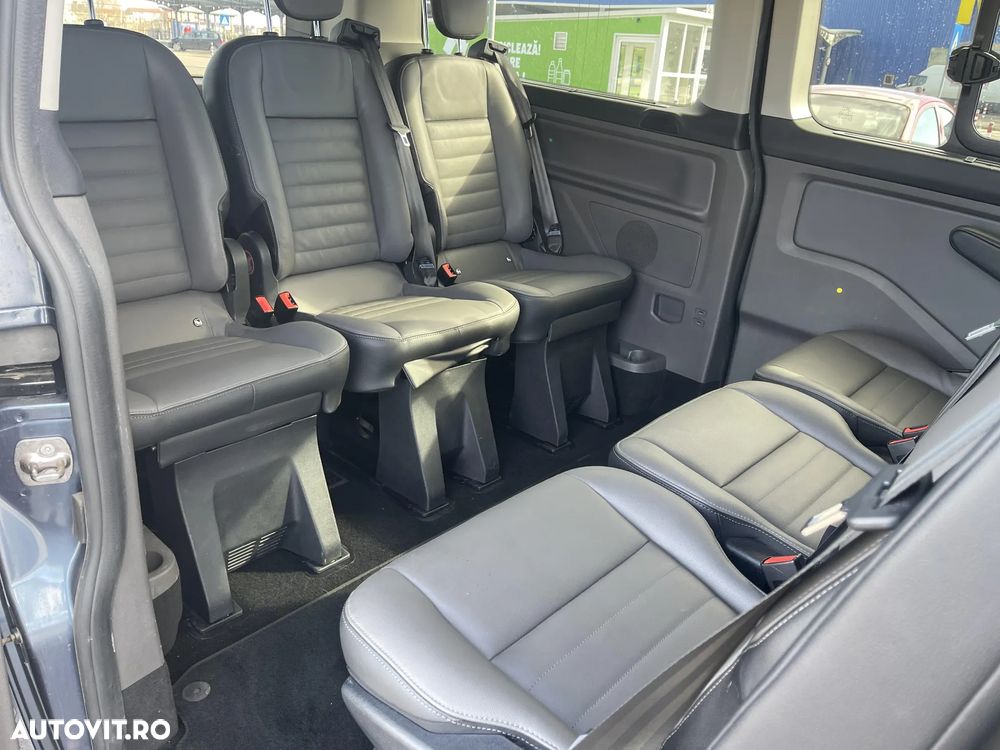 Ford Tourneo Custom - 26