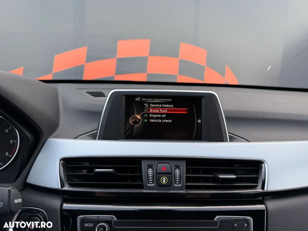 BMW X1 sDrive18d - 17