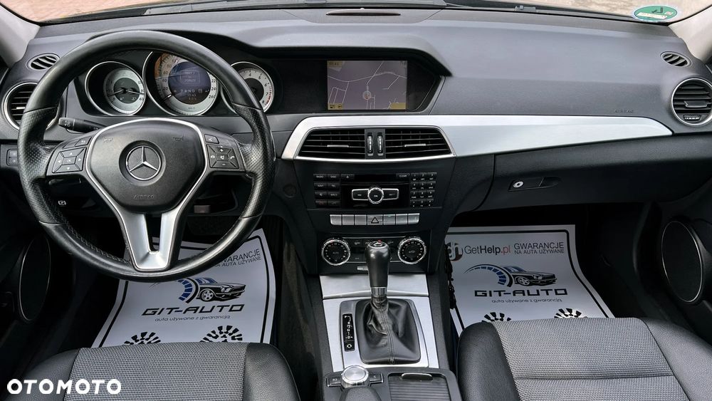 Mercedes-Benz Klasa C 180 BlueEFFICIENCY 7G-TRONIC Avantgarde - 19