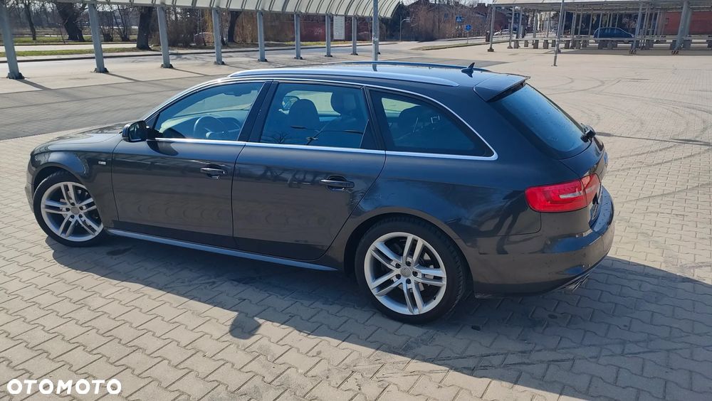 Audi A4 Avant 2.0 TDI DPF clean diesel quattro S tronic S line Sportpaket - 1