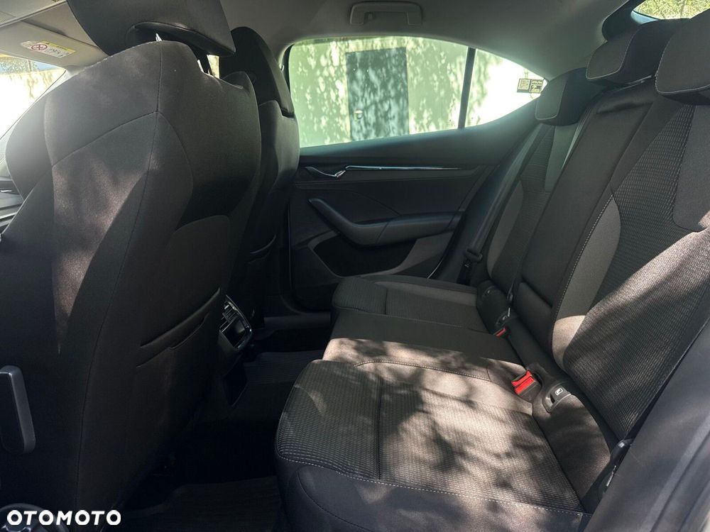 Skoda Octavia 1.5 TSI ACT Ambition - 32