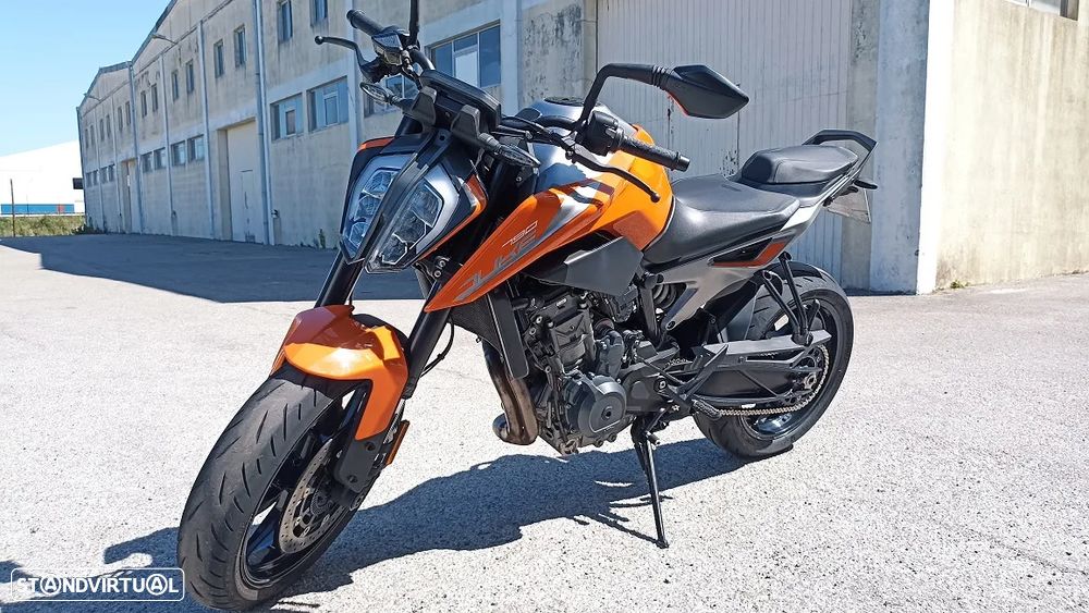 KTM Duke 790 - 2