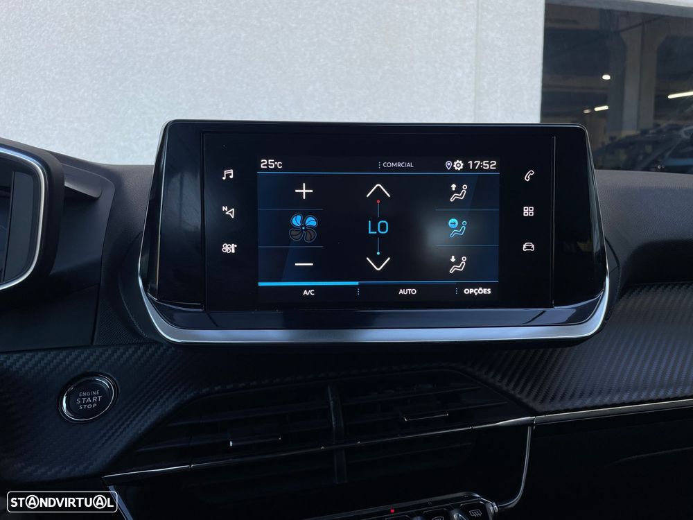 Peugeot 2008 1.2 PureTech Allure EAT8 - 15