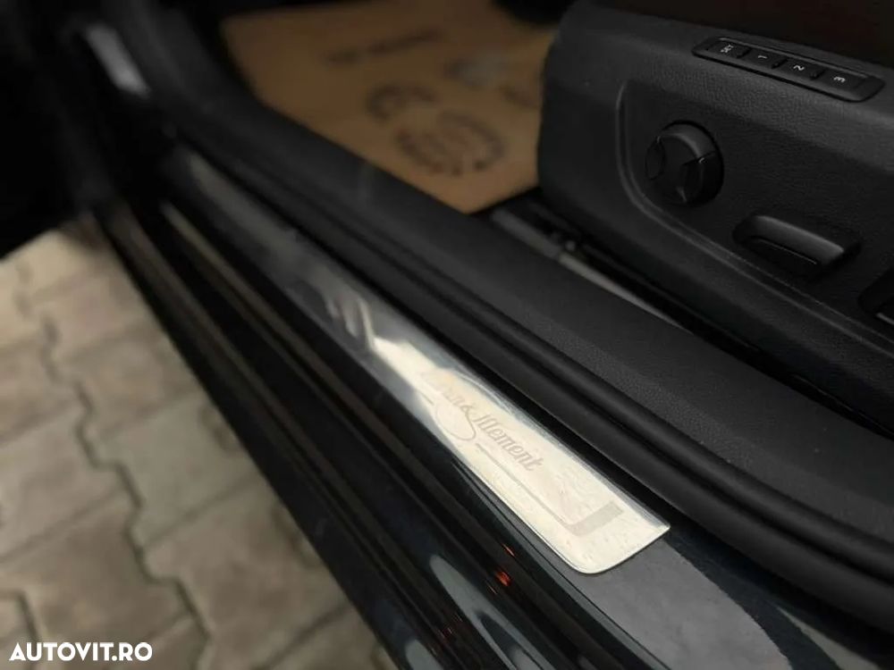 Skoda Superb Combi 2.0 TDI DSG Laurin & Klement - 13