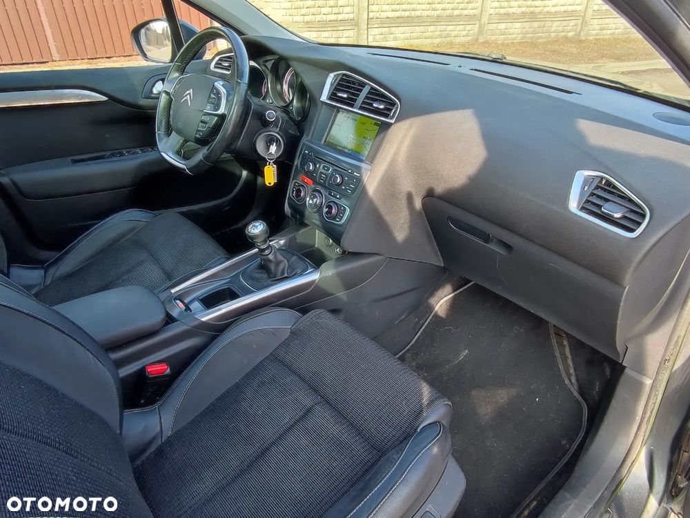 Citroën C4 2.0 HDi Exclusive - 11