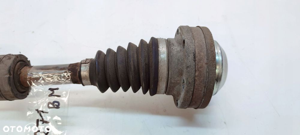 PÓŁOŚ LEWA KRÓTKA AUDI A3 8V VOLKSWAGEN SEAT SKODA 2.0 TDI 5Q0407271BM - 2