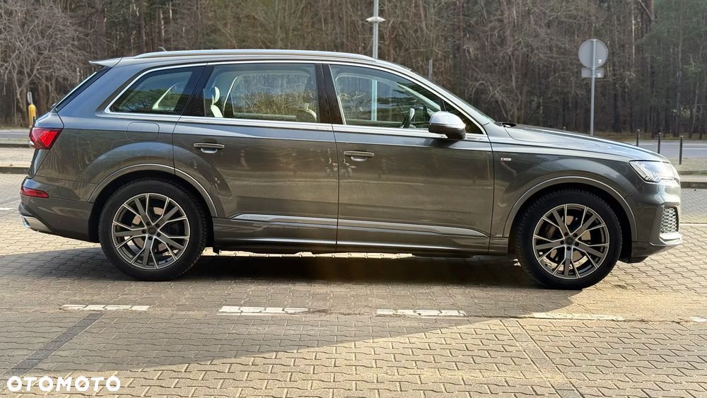Audi Q7 - 3
