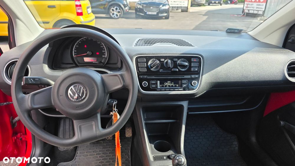 Volkswagen up! 1.0 move - 15
