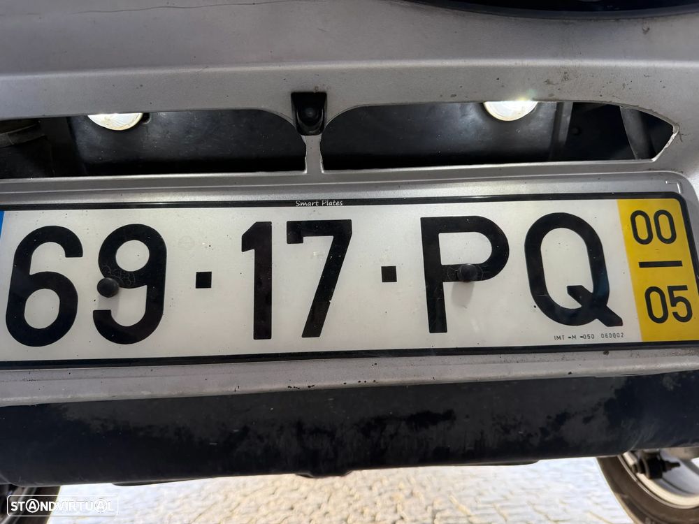 Suzuki Grand Vitara Metal Top 2.0 TDi - 17