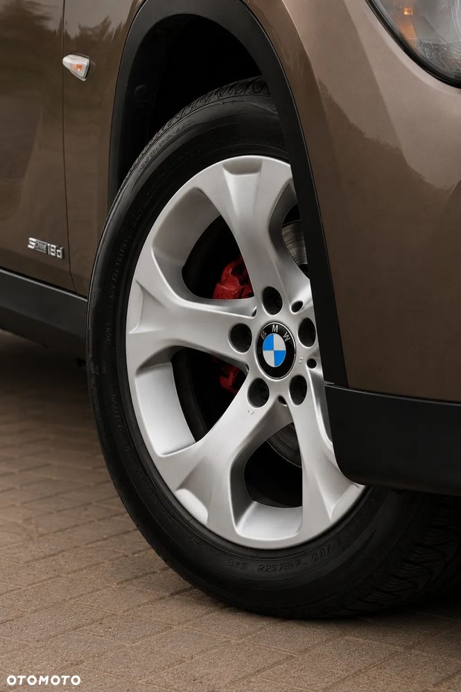 BMW X1 sDrive18d xLine - 17