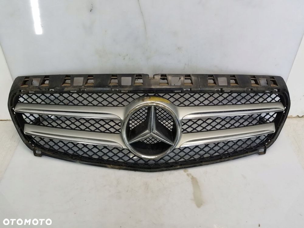 atrapa grill mercedes-benz a-klasa w176 - 1