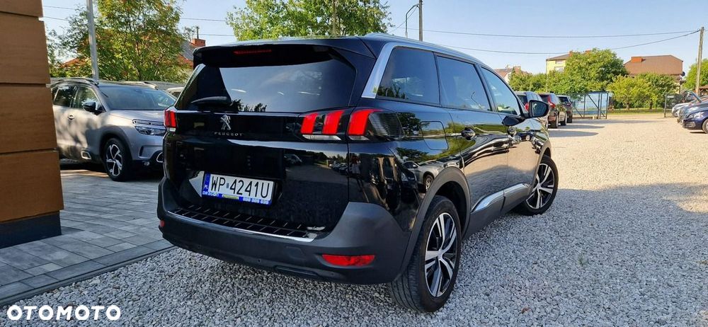 Peugeot 5008 - 12