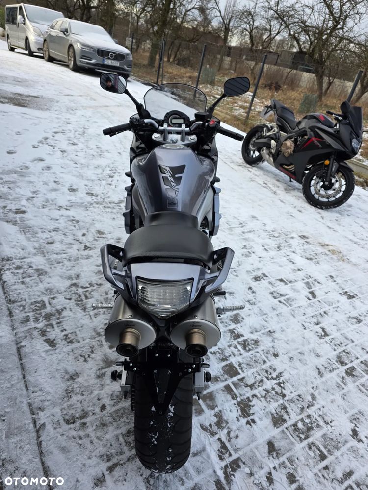 Yamaha FZ6 - 29