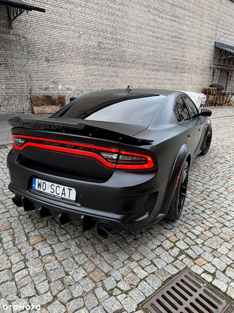 Dodge Charger 6.4 Scat Pack Widebody - 3