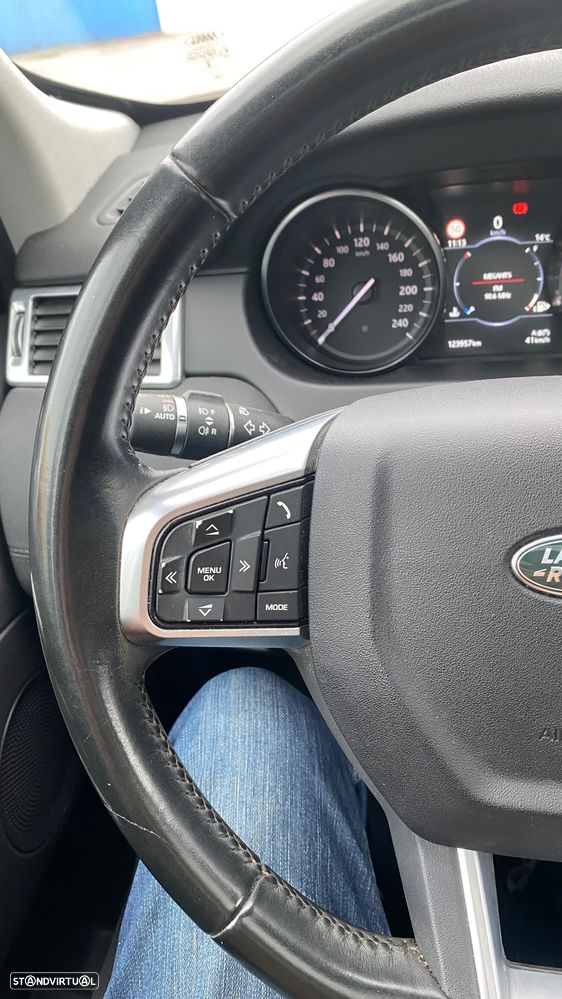 Land Rover Discovery Sport 2.0 TD4 SE - 29