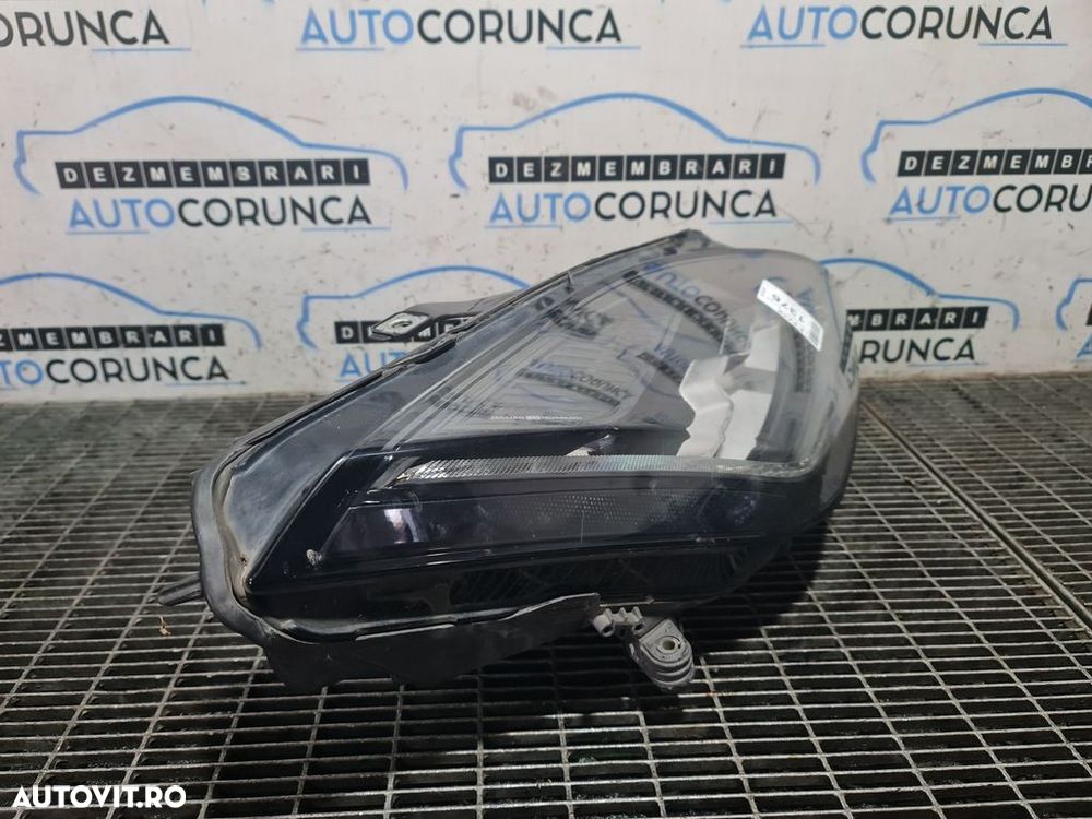 Far Dreapta Jaguar E - PACE 2017 - 2020 SUV 4 Usi (1376) LED X540HLUKRHMID - 2