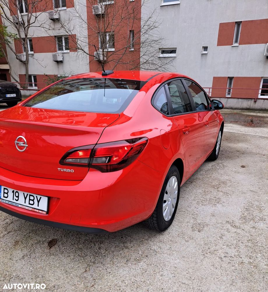 Opel Astra 1.4 Turbo ECOTEC Enjoy - 2
