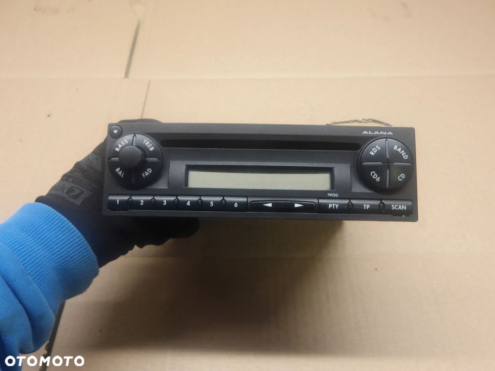 SEAT IBIZA III 06-09 1.4B 5D RADIO 6L0035156B - 1