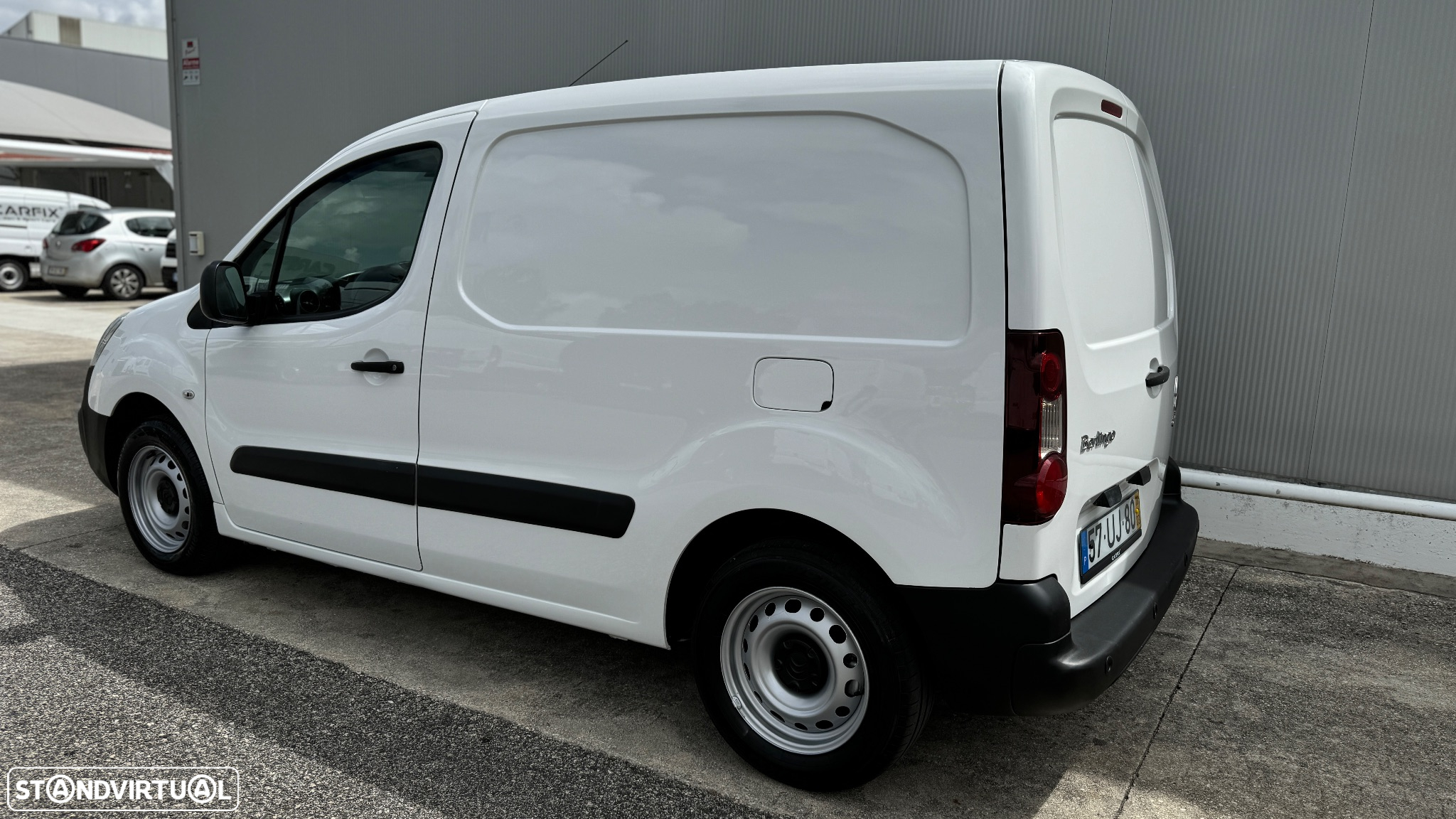 Citroën Berlingo 1.6 HDI L1H1 CX Automática - 17