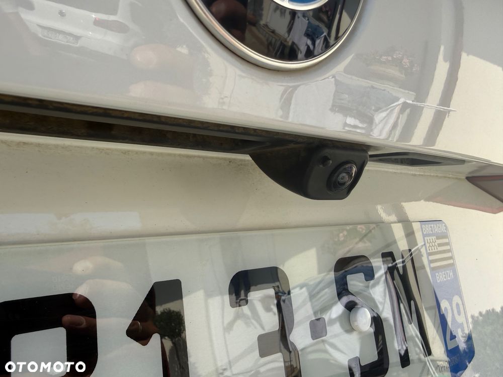 BMW Seria 2 218i - 21