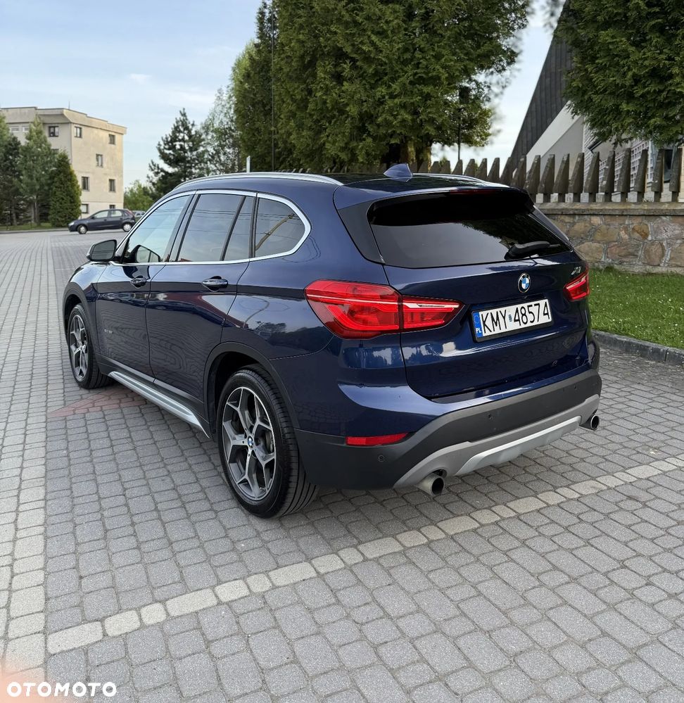 BMW X1 xDrive28i - 7