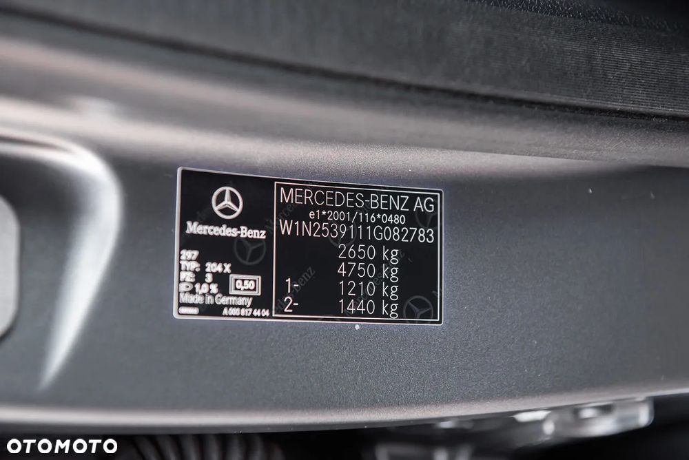 Mercedes-Benz GLC 300 de 4Matic 9G-TRONIC AMG Line - 39