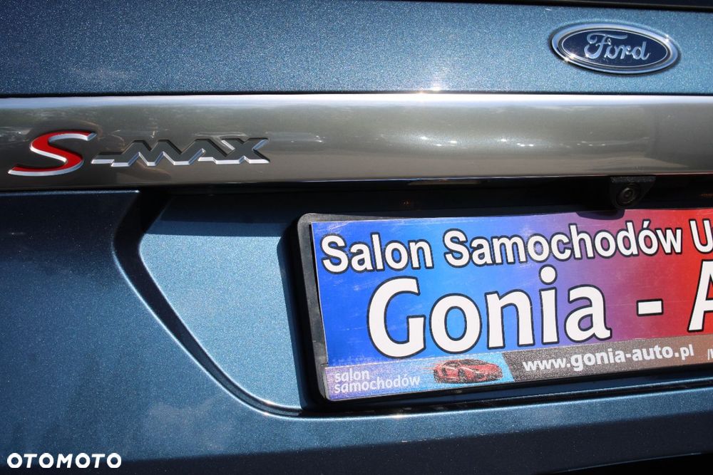 Ford S-Max - 14