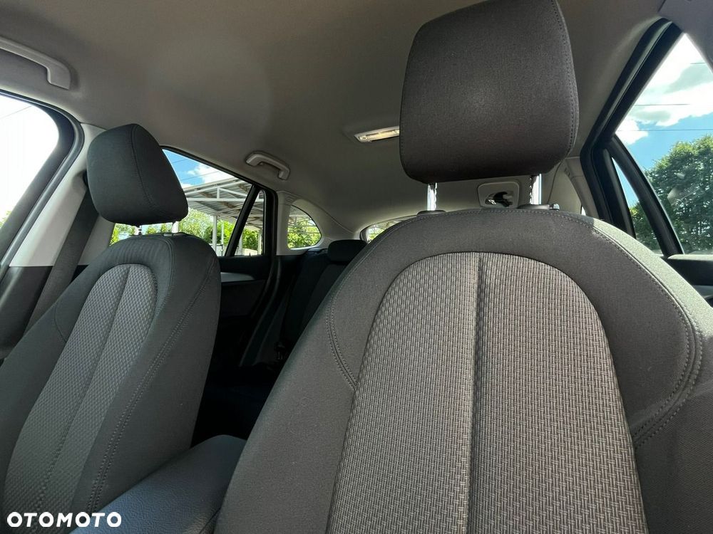 BMW X1 xDrive25e Advantage - 16