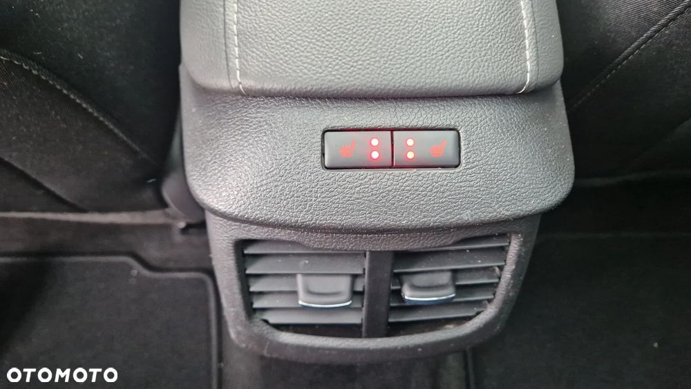 Ford Mondeo 2.0 TDCi Start-Stopp Titanium - 37