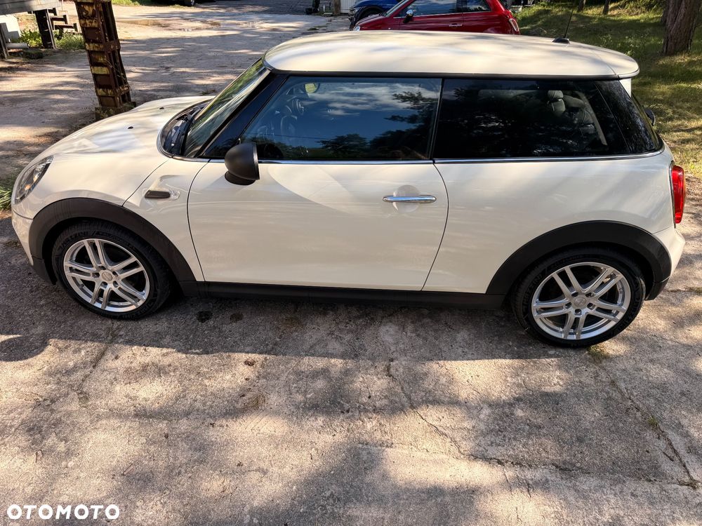 MINI ONE - 17